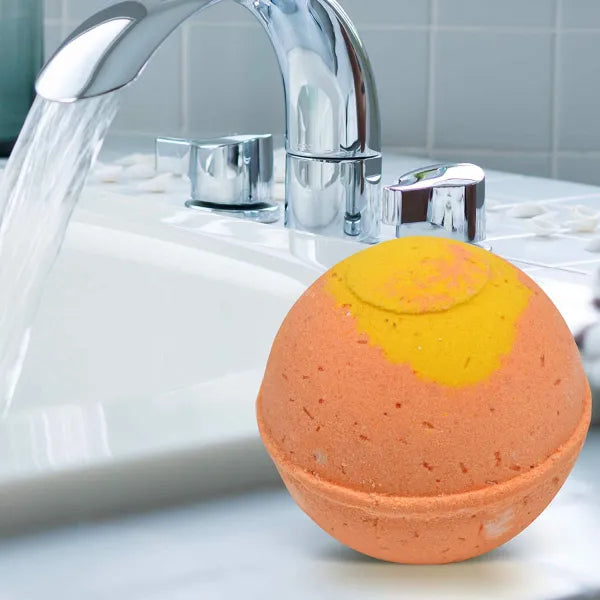 "Fruity Blend" Natural Bath Bomb in kraft box - 5 oz