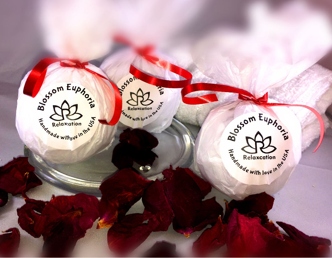 "Blossom Euphoria" Organic Bath Bomb in kraft box - 5 oz