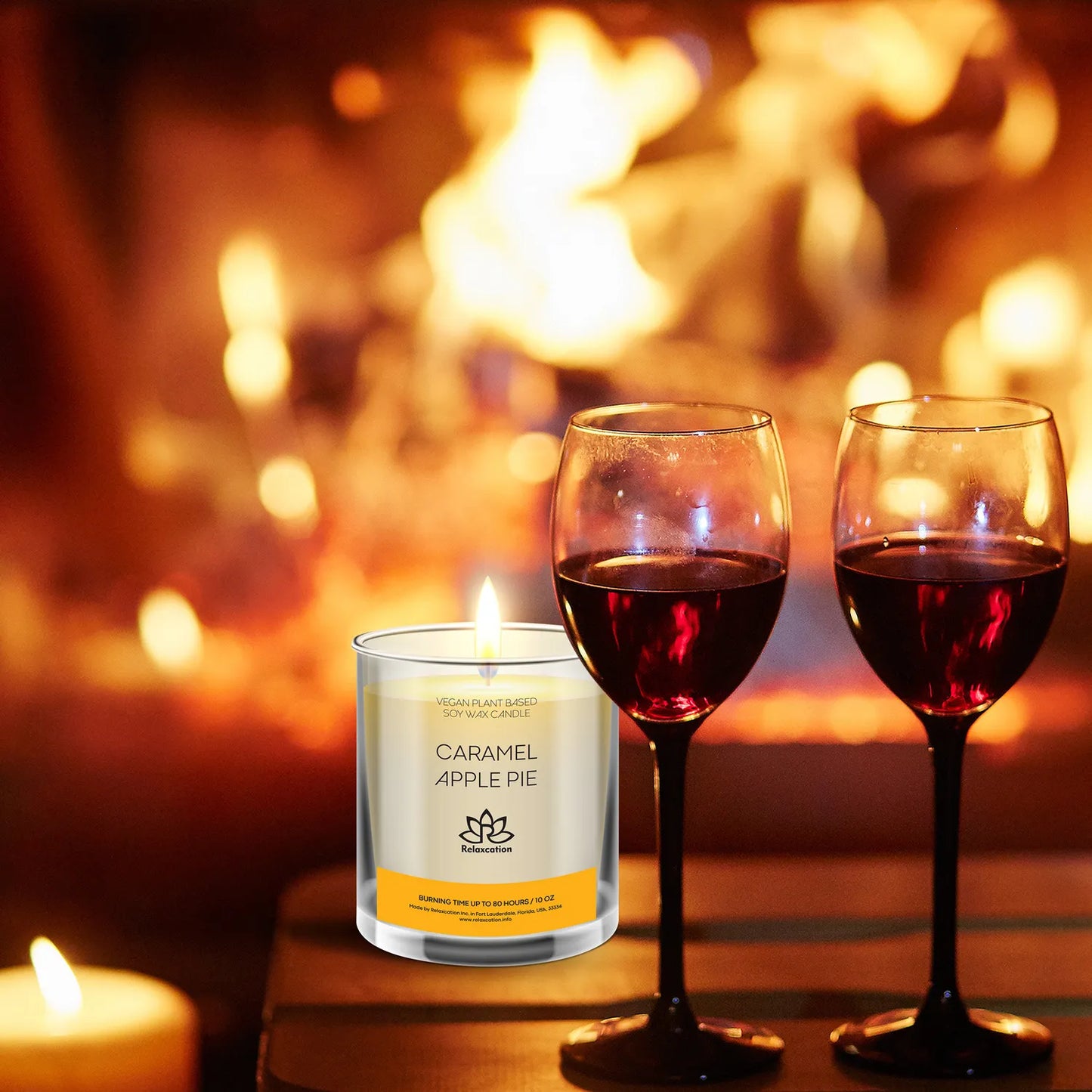 CARAMEL APPLE PIE Soy Wax Candle in Glass Jar (10 oz)