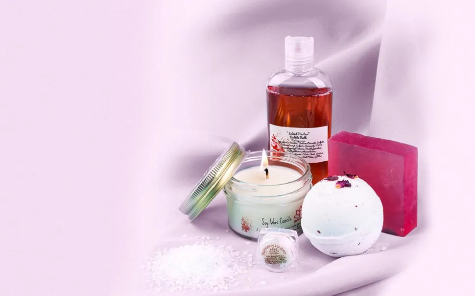 Bath and Spa Basket For Women in Polka Dot Box